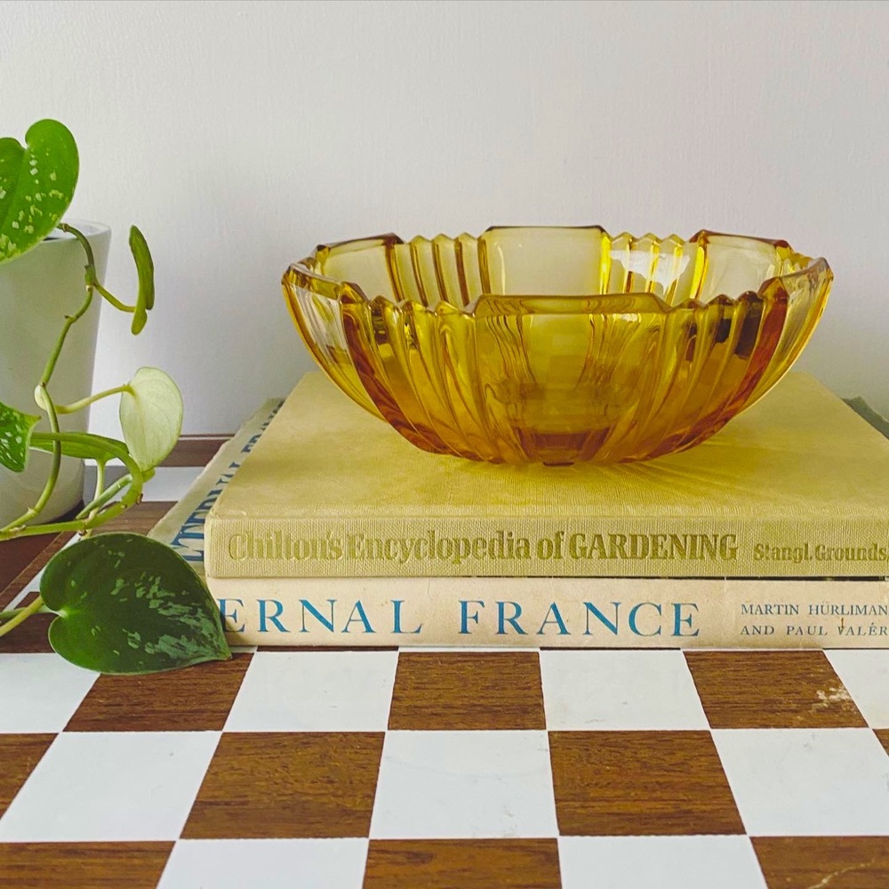 Vintage Art Deco Amber Glass bowl
